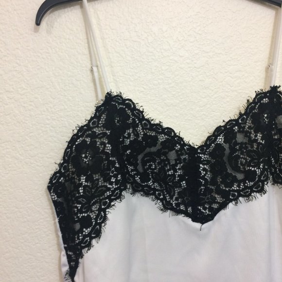 4/$25 🛍 Gibson Camisole Top Black Lace Detail - Picture 4 of 16
